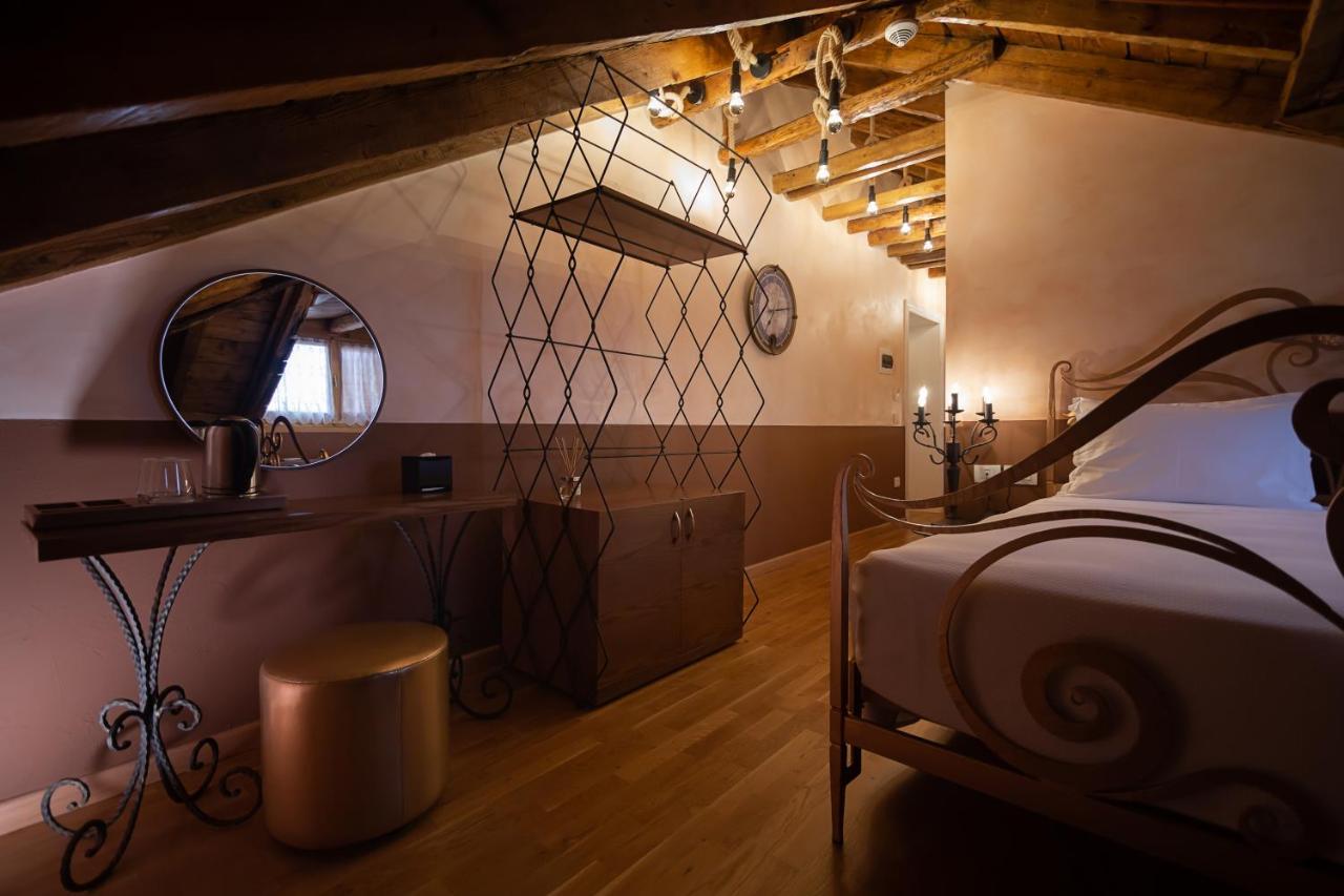 Tresor Art Boutique Hotel Корча Экстерьер фото