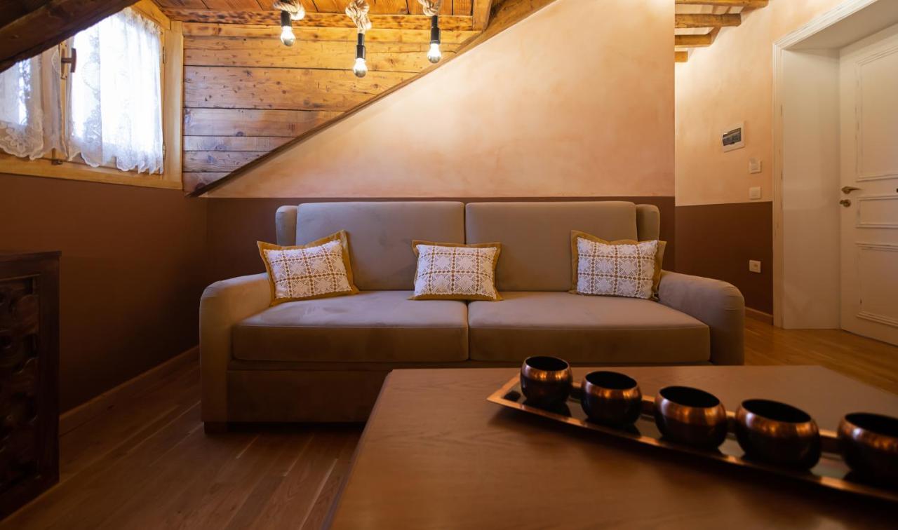 Tresor Art Boutique Hotel Корча Экстерьер фото