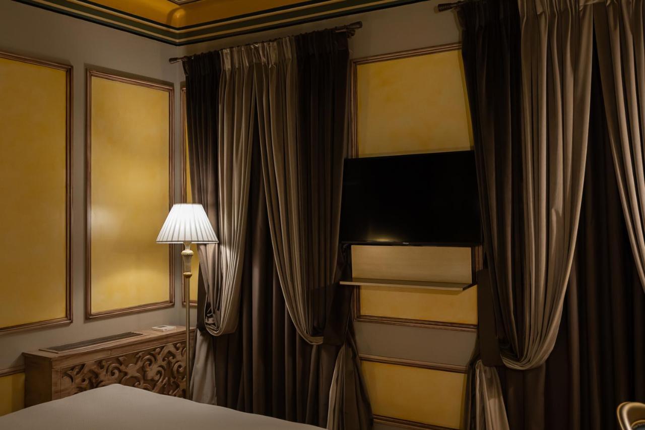 Tresor Art Boutique Hotel Корча Экстерьер фото