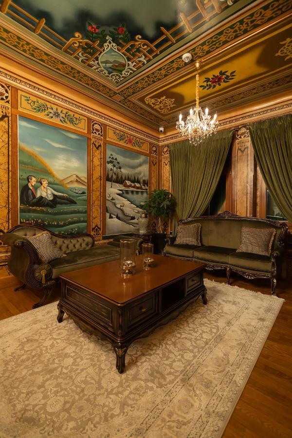 Tresor Art Boutique Hotel Корча Экстерьер фото