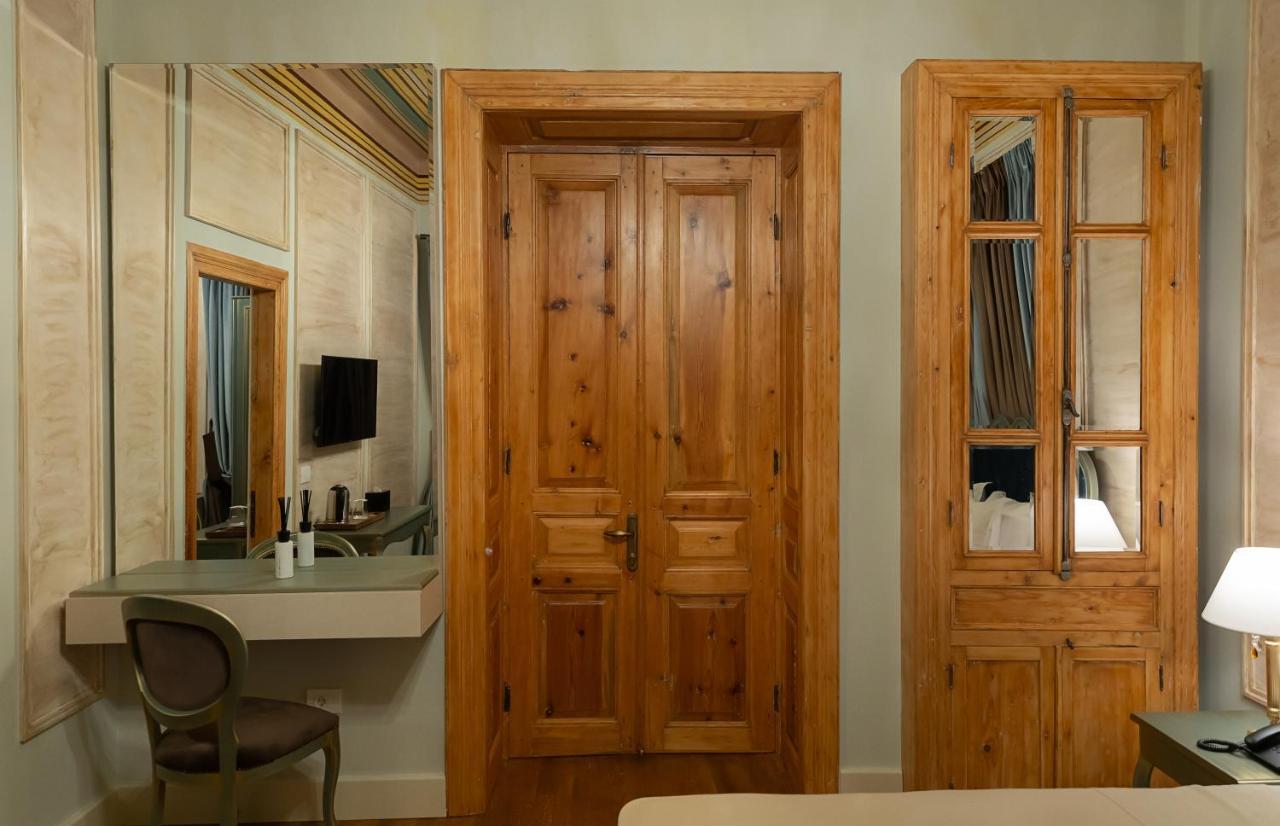 Tresor Art Boutique Hotel Корча Экстерьер фото