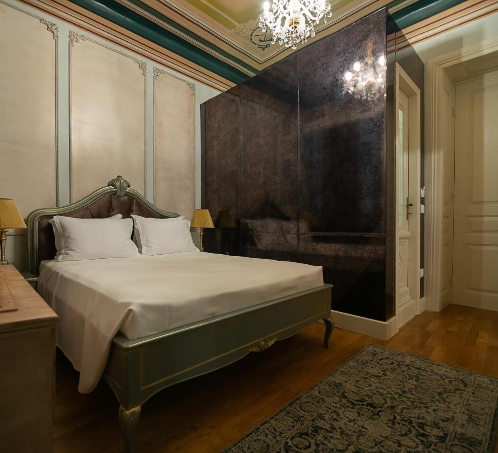 Tresor Art Boutique Hotel Корча Экстерьер фото