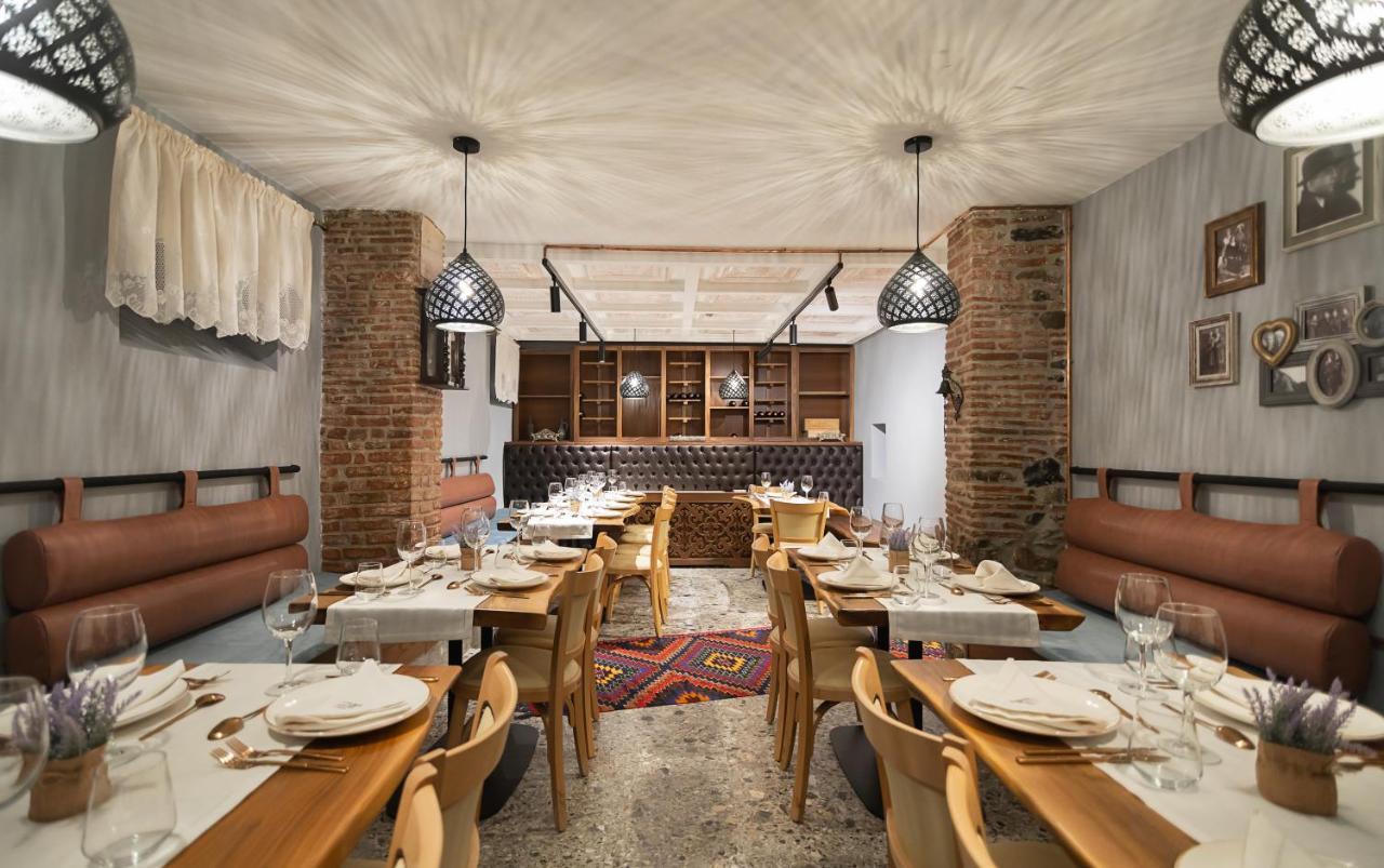 Tresor Art Boutique Hotel Корча Экстерьер фото