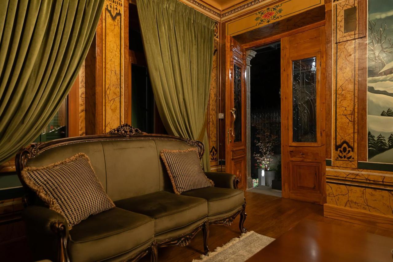 Tresor Art Boutique Hotel Корча Экстерьер фото